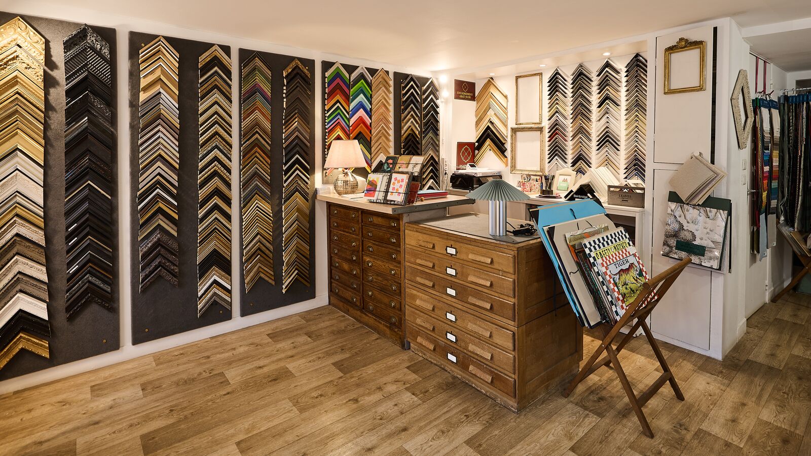 Intérieur de la boutique-atelier